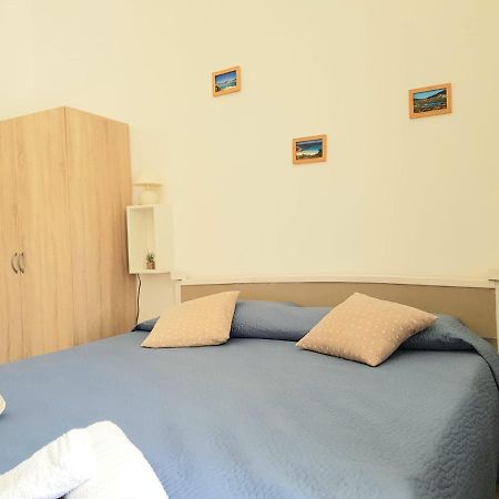 Casa Di Giu Bed & Breakfast Порто Торес Екстериор снимка