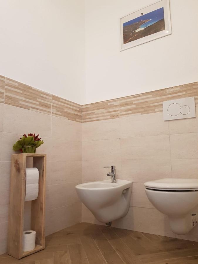 Casa Di Giu Bed & Breakfast Порто Торес Екстериор снимка