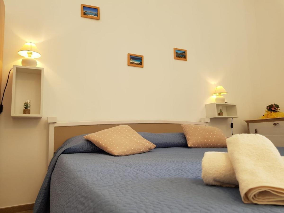 Casa Di Giu Bed & Breakfast Порто Торес Екстериор снимка